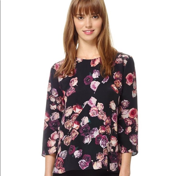 Aritzia wilfred floral savane top small preloved - Picture 7 of 9